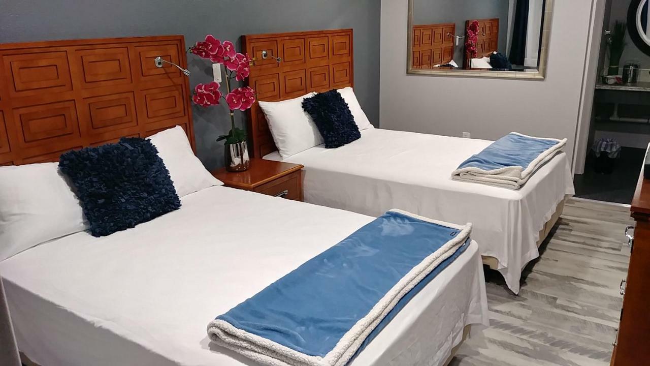 The Carasaljo Motel Лейкууд Екстериор снимка
